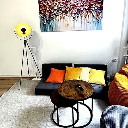 Bright Modern * קלן