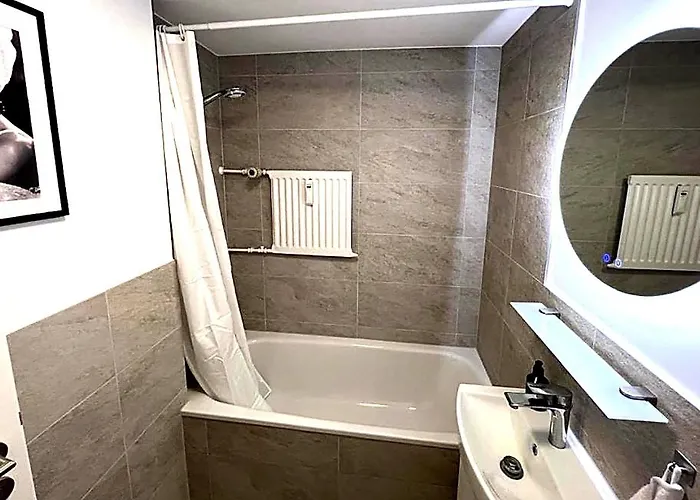 Bright Modern * Köln